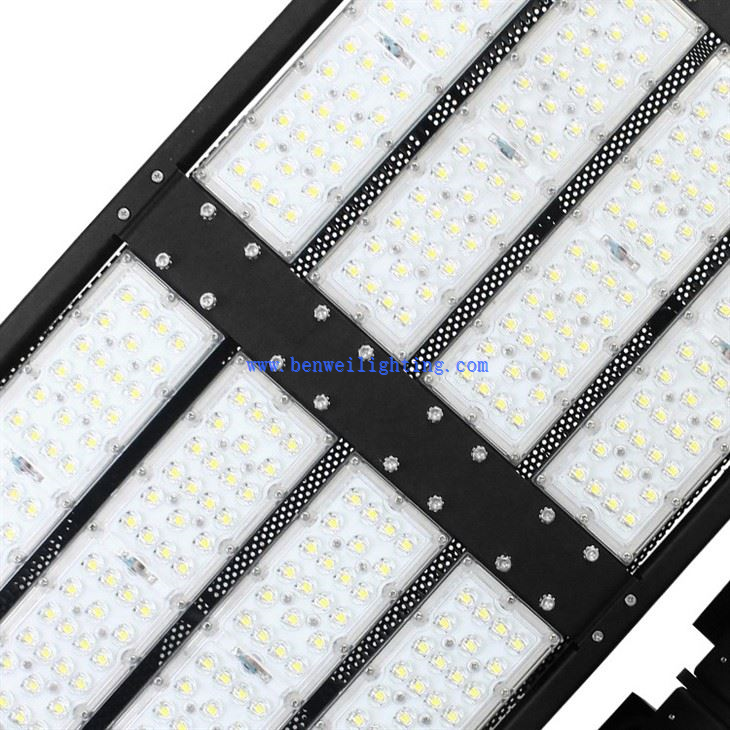 lights used in cricket stadium