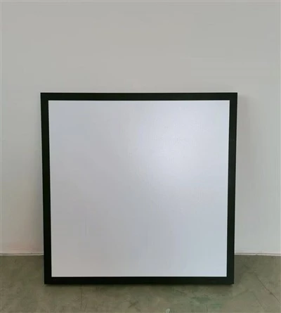 LED-taga{0}}valgustusega paneelivalgus